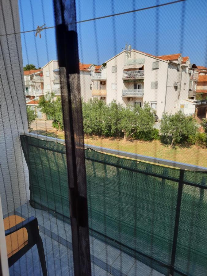 Apartmani Gracela Vodice Oda fotoğraf