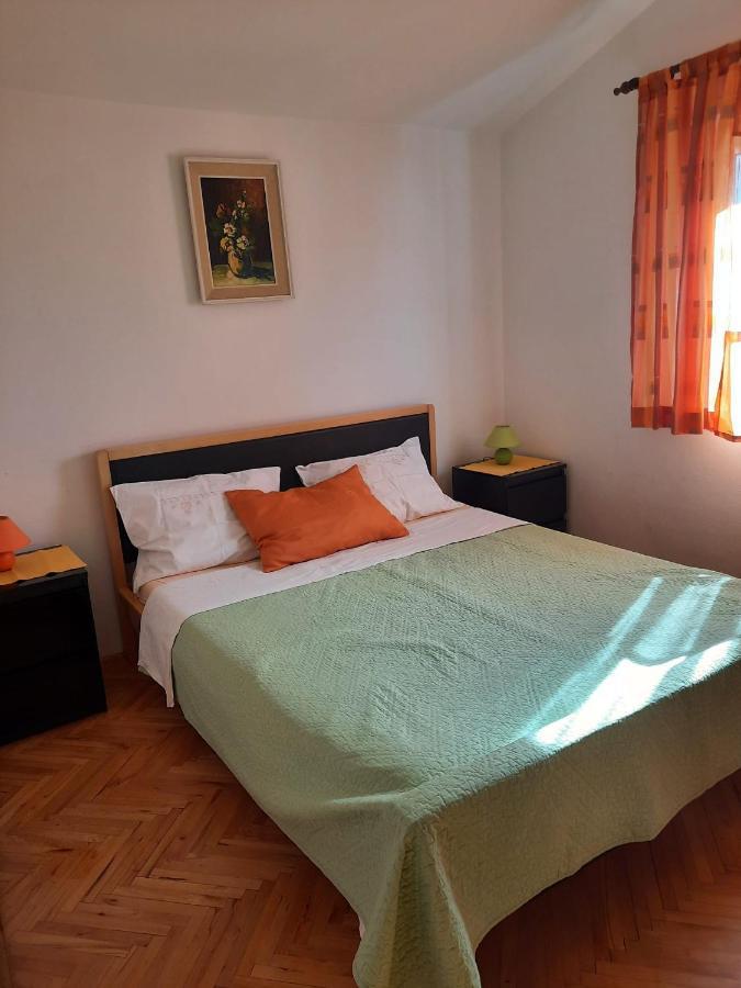 Apartmani Gracela Vodice Oda fotoğraf